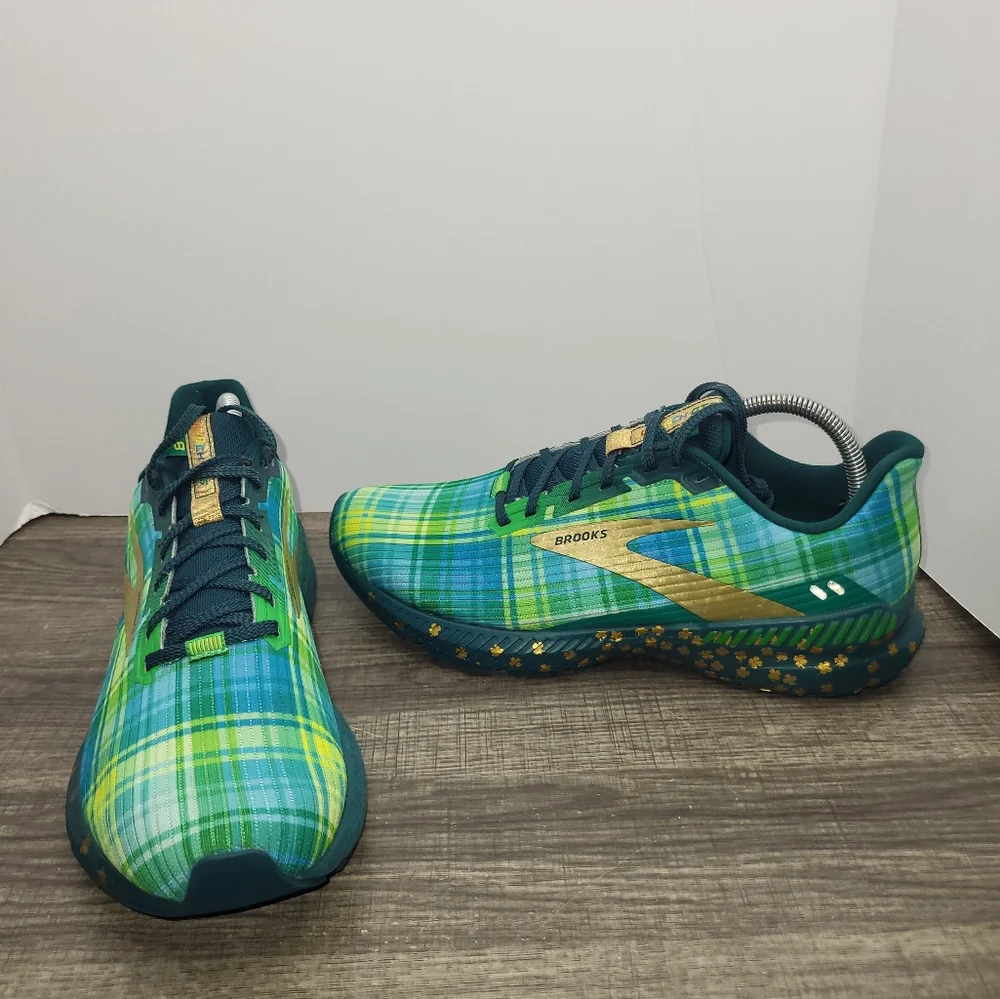 Brooks Launch 8 GTS "Run Lucky" Mens Size 9.5 D Green Athletic Shoes 1103591D326